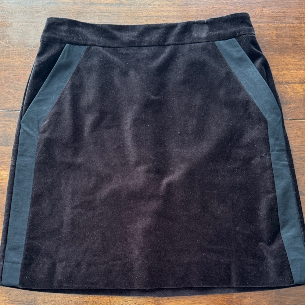 Ann Taylor Black Velvet Mini Skirt